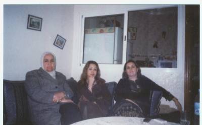 c mama et ma tante et uen femme (je la koné po)